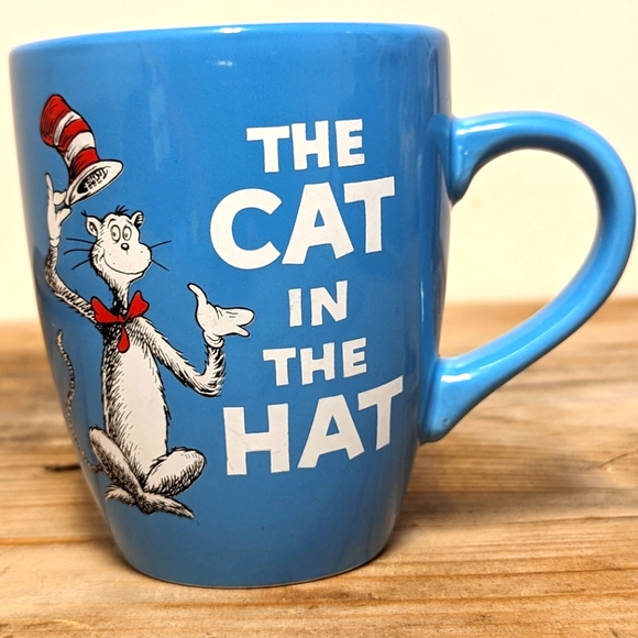 The Cat In The Hat , Dr Suess Blue Mug - Picture 1 of 4